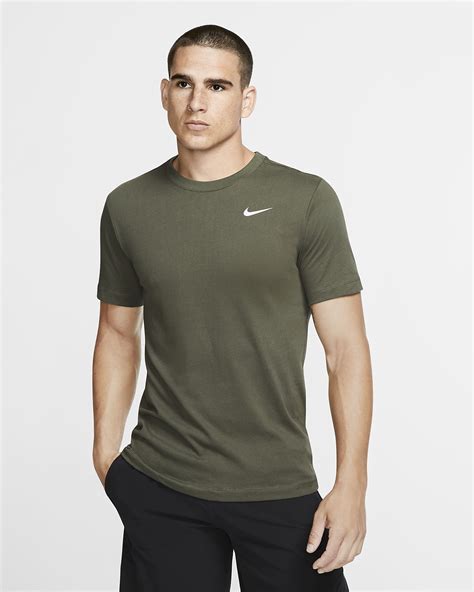 men's Nike clothing